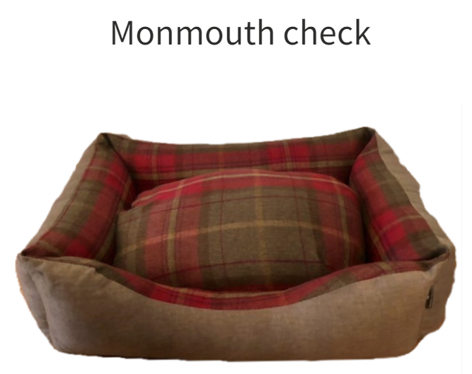 Classic Settee Dog Bed